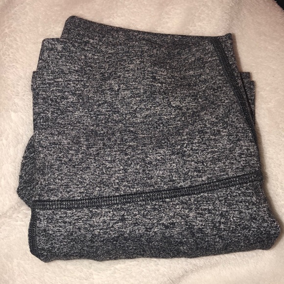 grey speckled lulu lemon cropped leggings - Picture 1 of 6